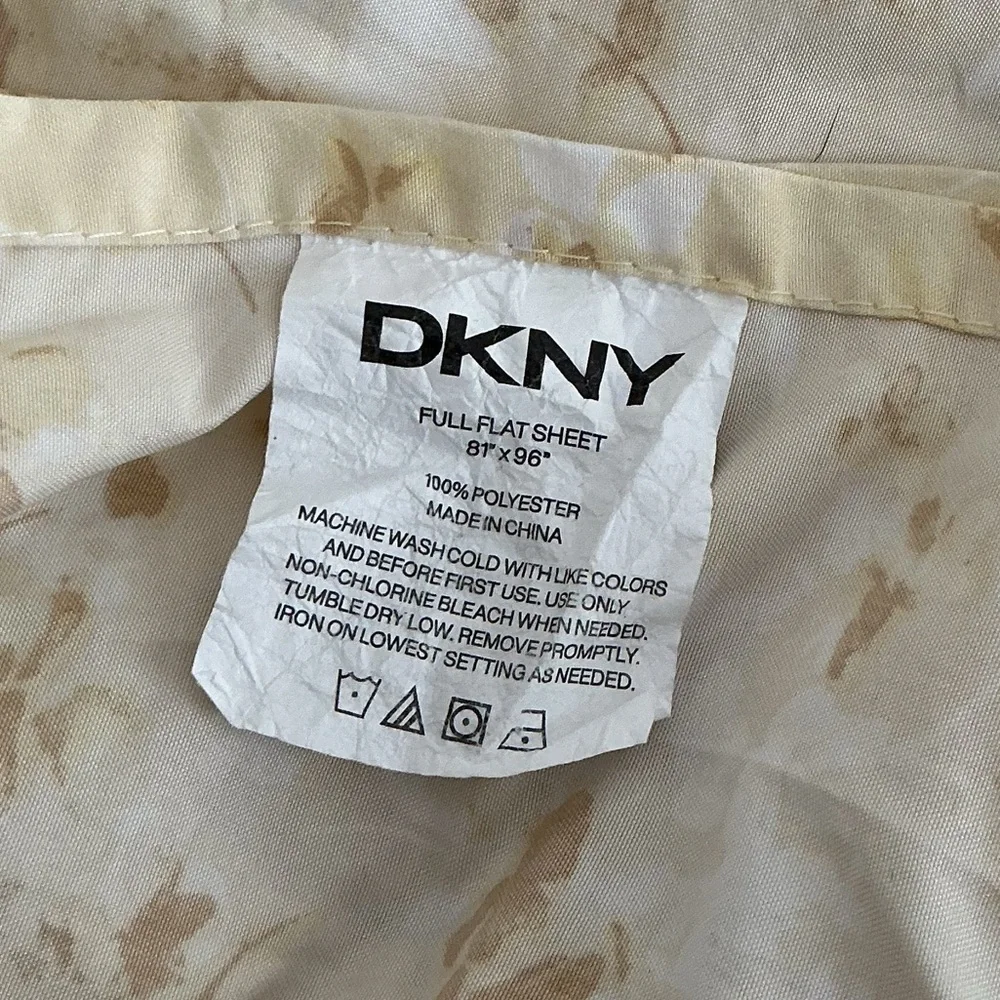 DKNY Sheet Set